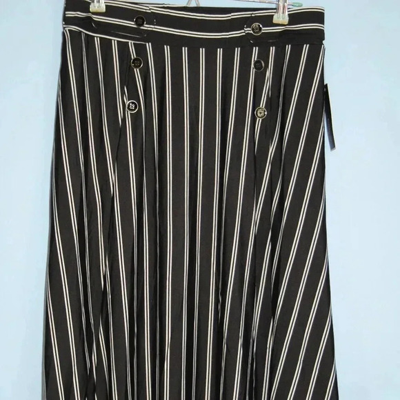Robert Louis Black and White Striped Strech Midi Skirt with Buttons 1X NWT - Picture 1 of 12